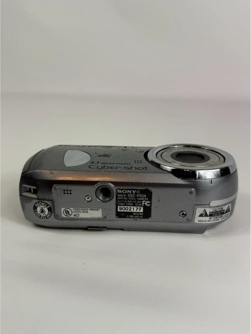 Sony Cyber-shot DSC-P93A 5.1MP Digital Camera Smart Zoom Silver Vintage